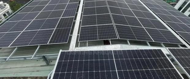 750w Half Cell Monocrystalline Solar Panel - main view