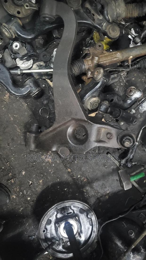 Toyota Dyna Lower Arm - thumbnail 2