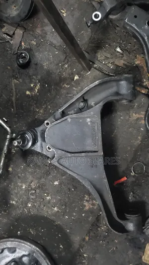 Toyota Dyna Lower Arm