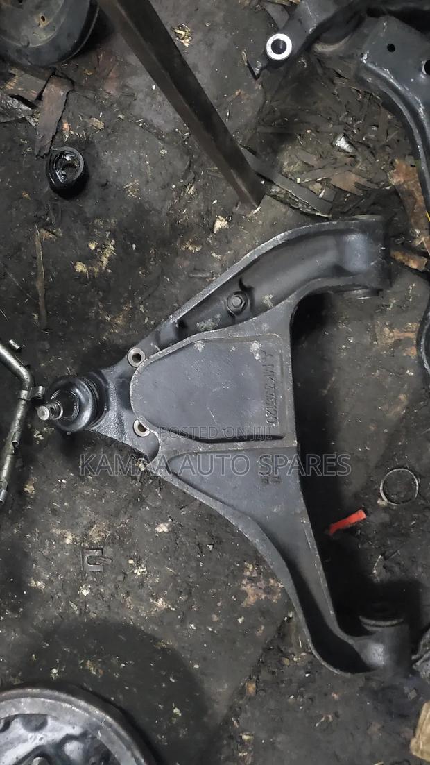 Toyota Dyna Lower Arm - thumbnail 2