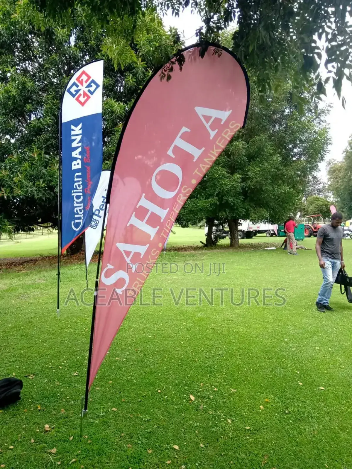 Portable Teardrop Banners