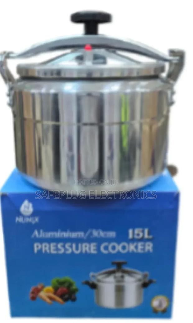 15l Aluminum Two Handle Pressure Cooker - main view