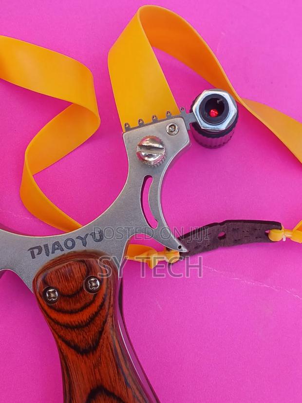 Stainless Steel Slingshot With Infrared Aimer - thumbnail 4