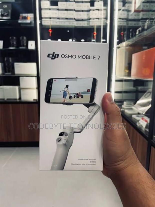 Dji Osmo Mobile 7 Gimbal - main view