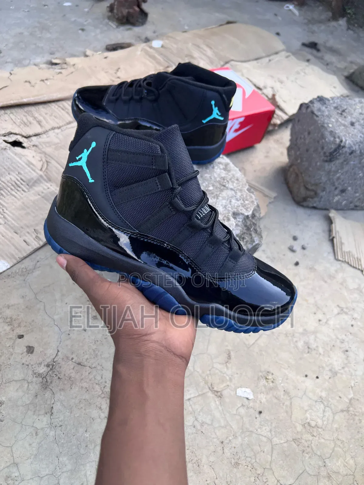 Jordan 11 High Black