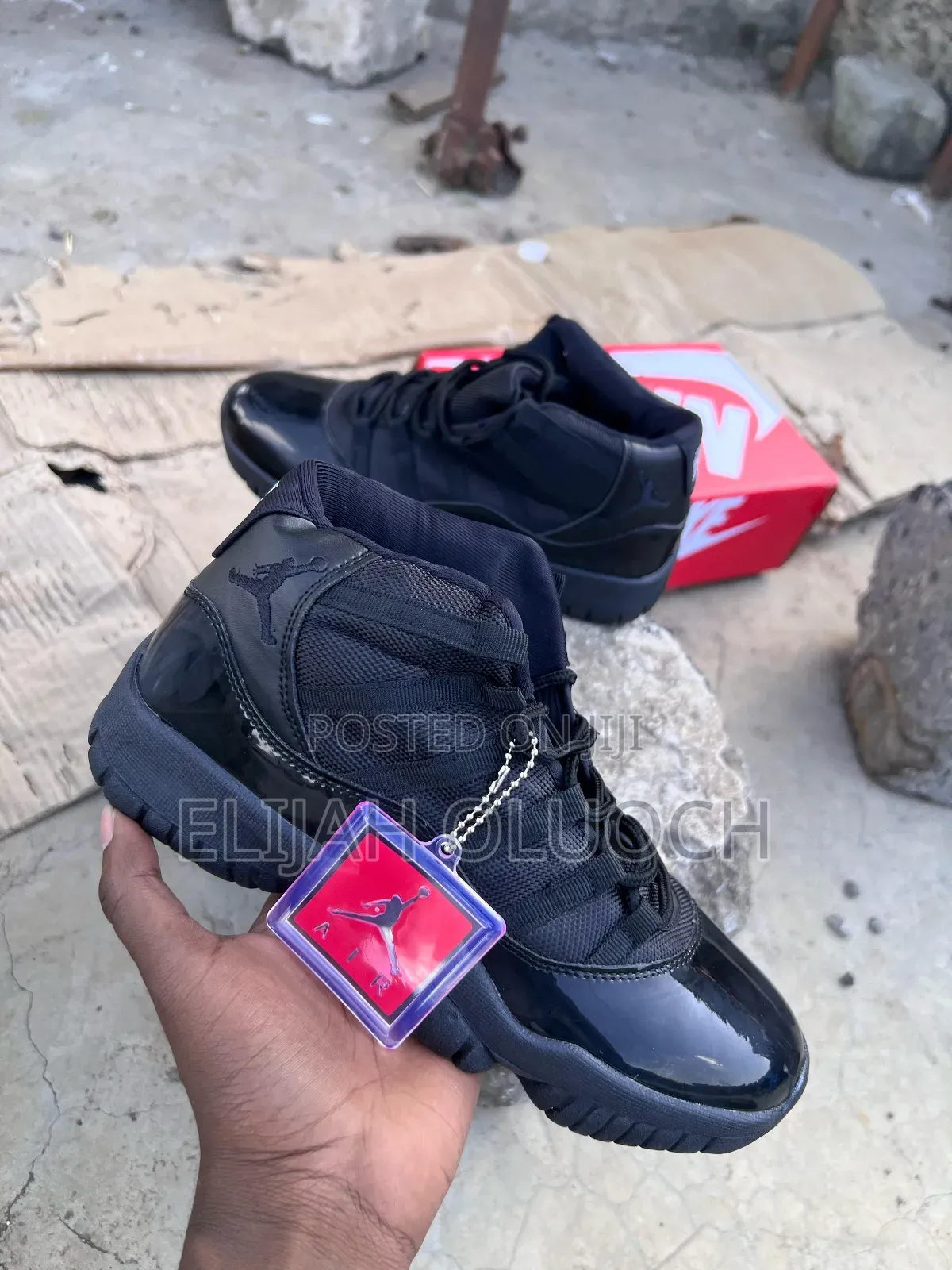 Jordan 11 High Black