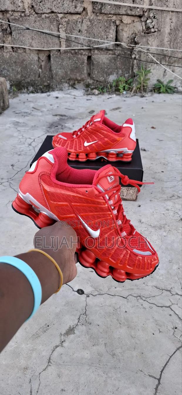 Nike Shox Sneakers Red Shades - thumbnail 2