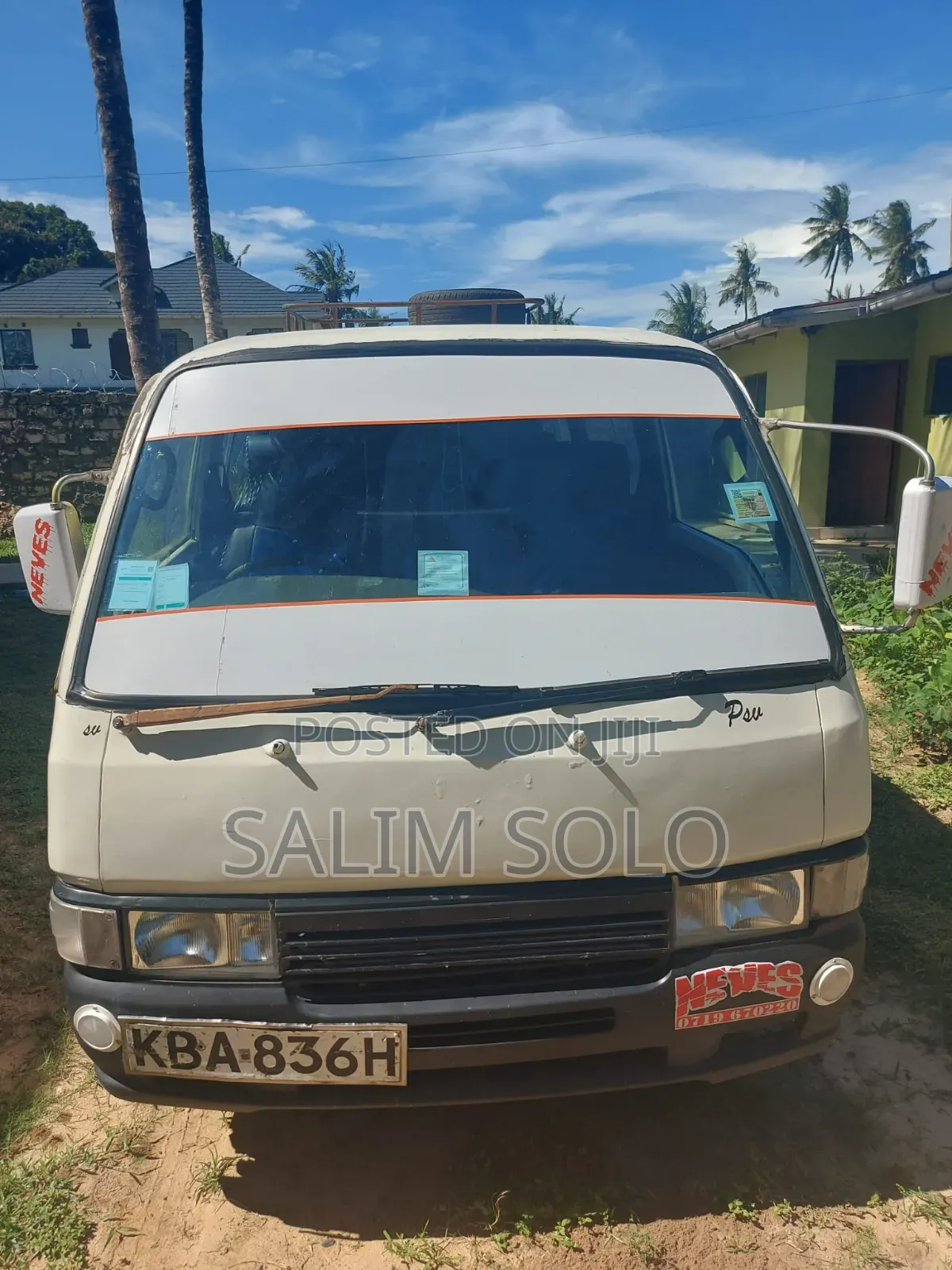 Nissan Caravan (Urvan) 2000 White