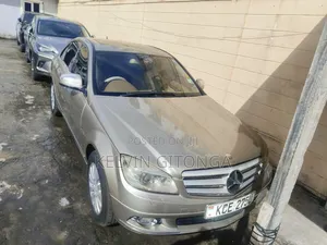 Mercedes-Benz C250 2009 Brown