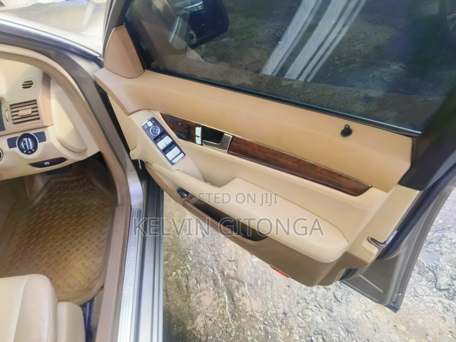 Mercedes-Benz C250 2009 Brown