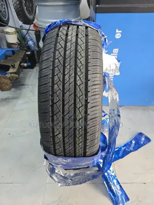 235/60r18 Comforser Cf2000