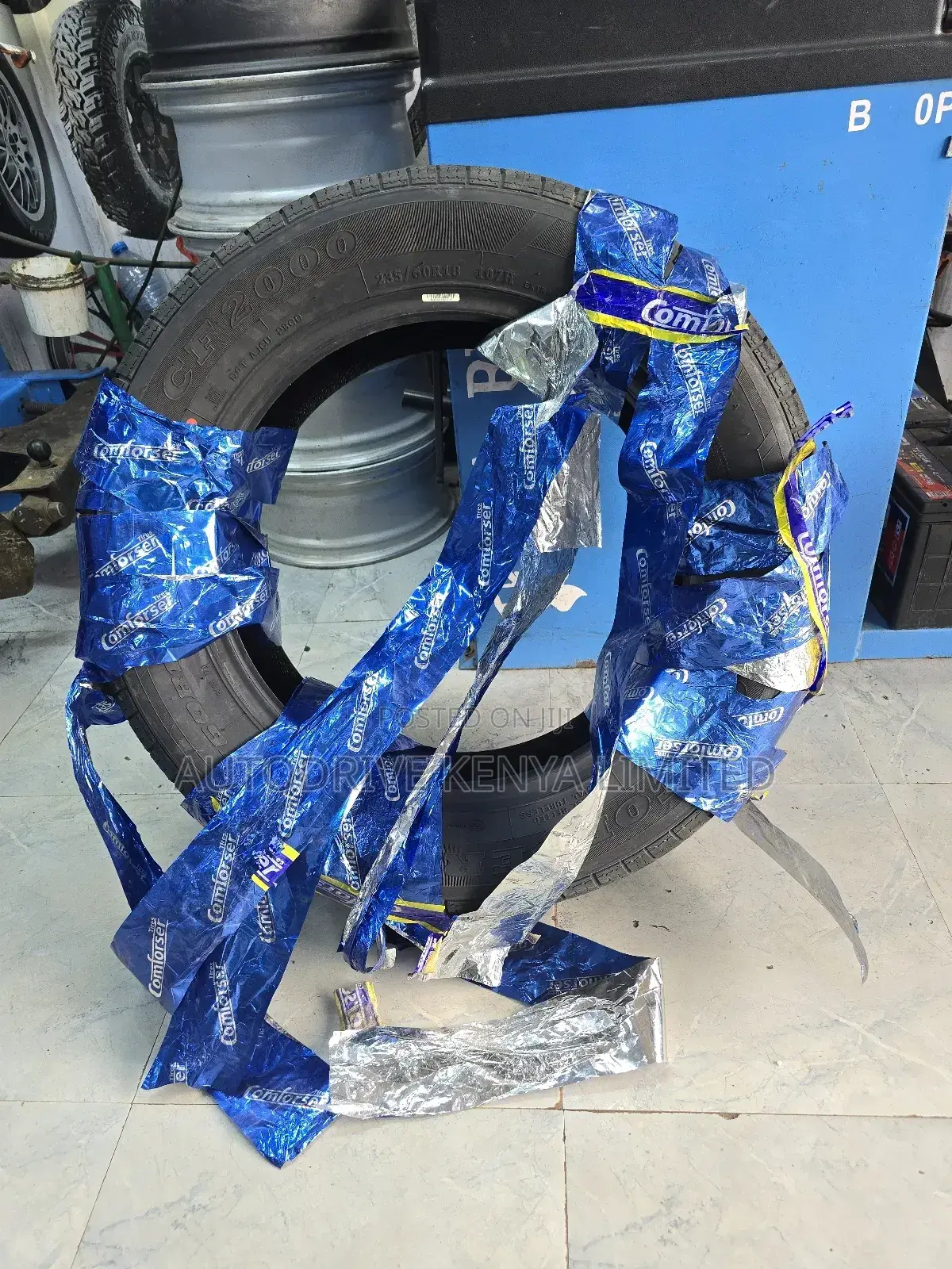 235/60r18 Comforser Cf2000