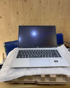 Laptop HP ProBook 445 G9 16GB AMD Ryzen 7 SSD 1T