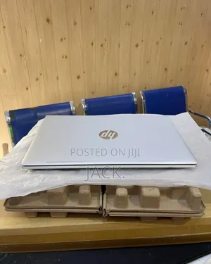Laptop HP ProBook 445 G9 16GB AMD Ryzen 7 SSD 1T