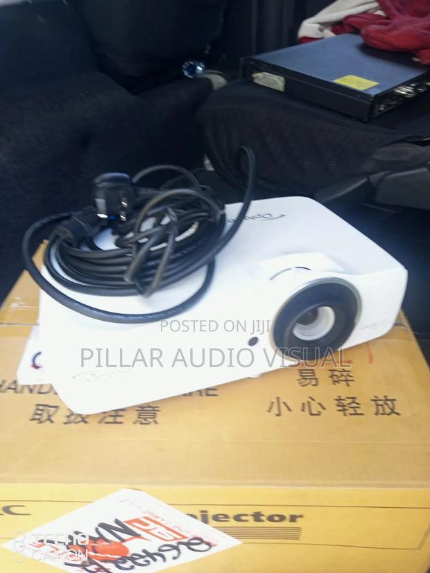 Projector! Rentals Projector! Hire Projector Screen - thumbnail 4