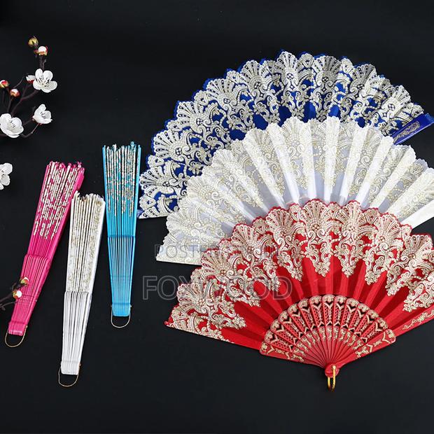 Handheld Chinese Folding Fan - thumbnail 3