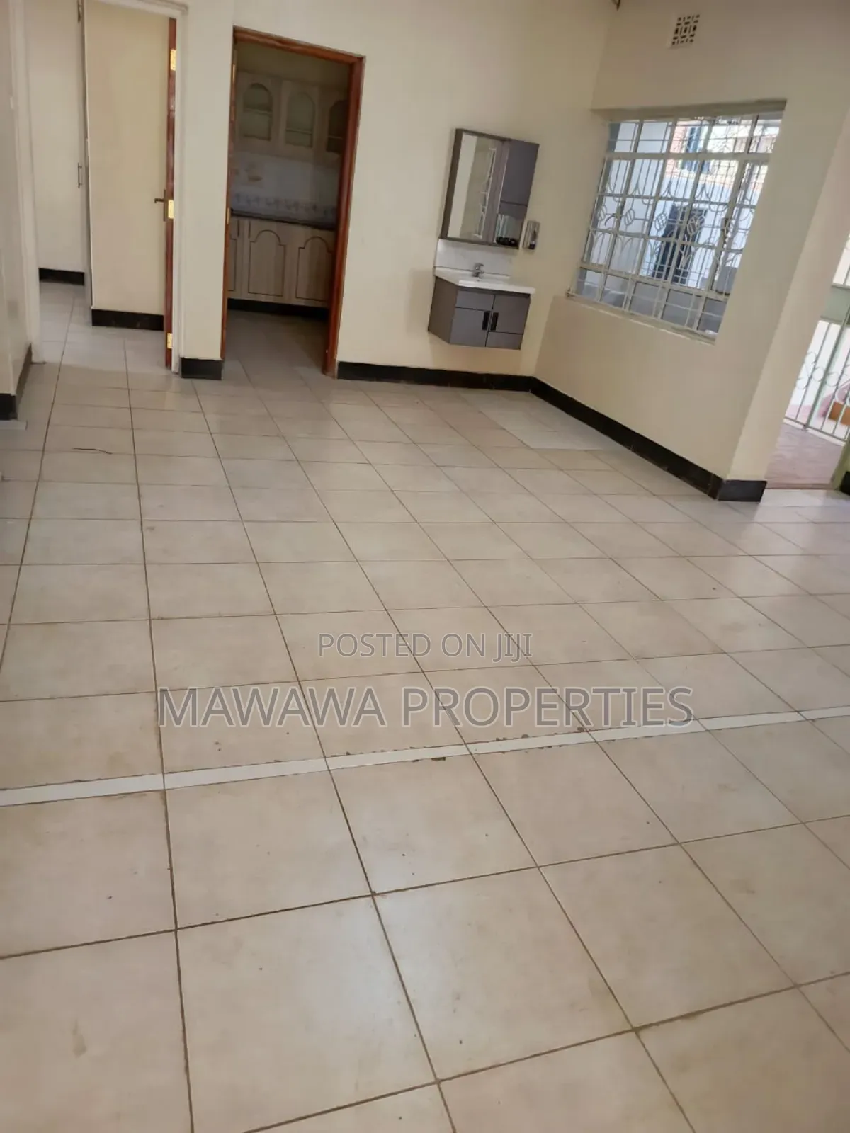 4bdrm Apartment in Nairobi West for rent