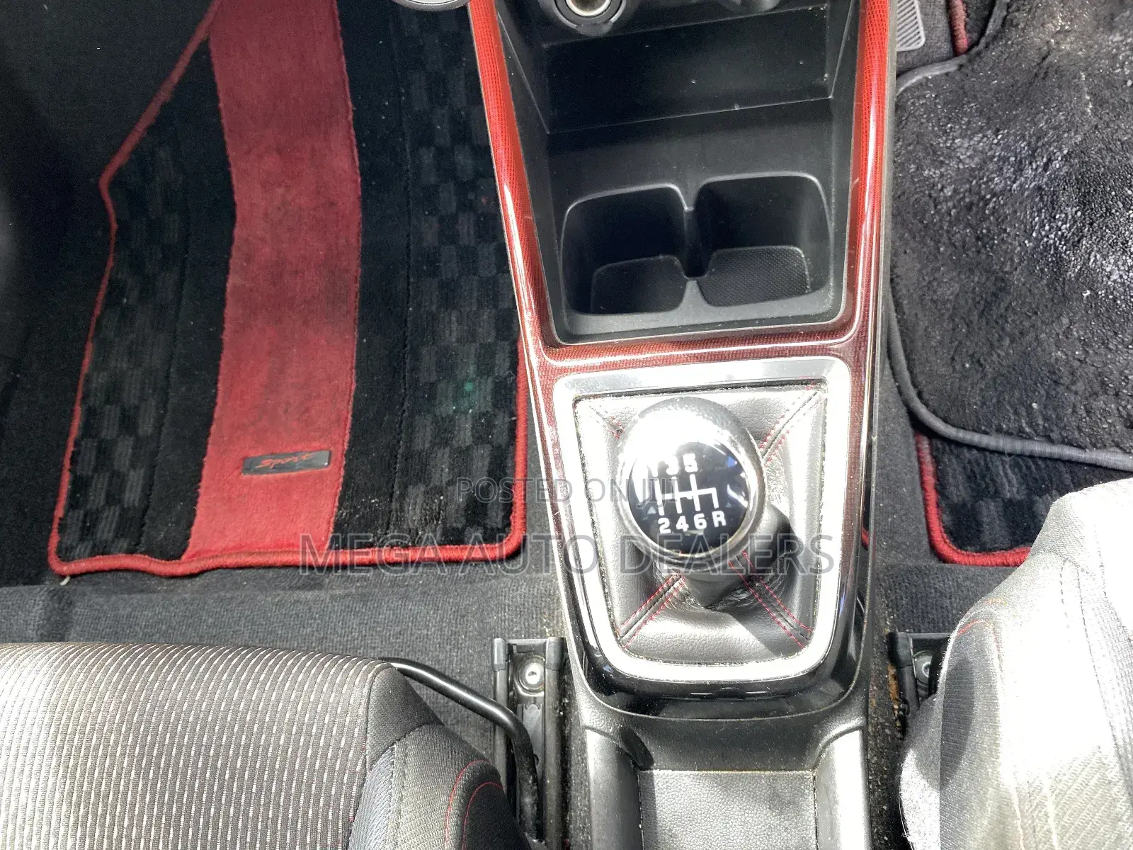 Suzuki Swift 2018 Yellow