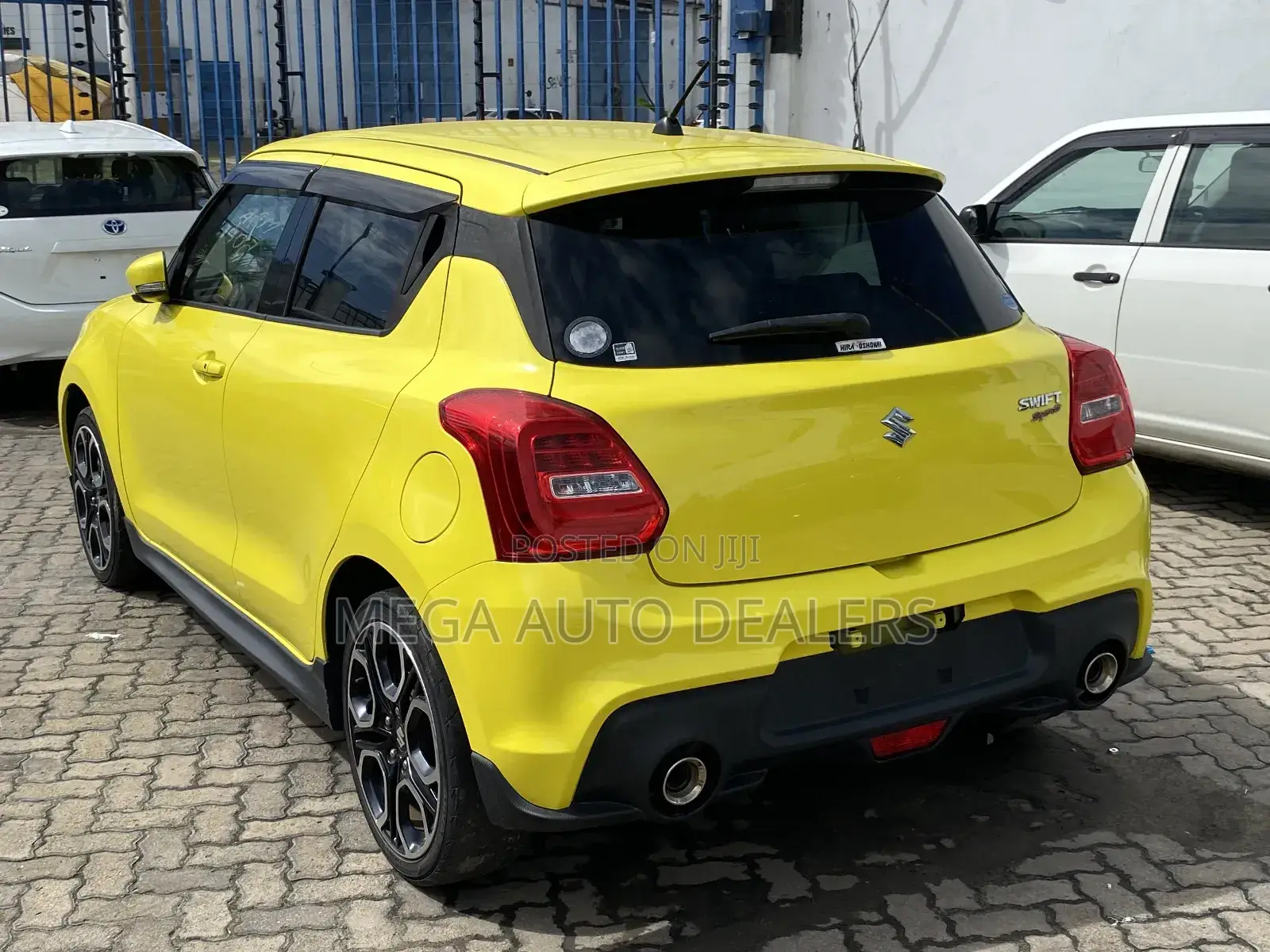 Suzuki Swift 2018 Yellow