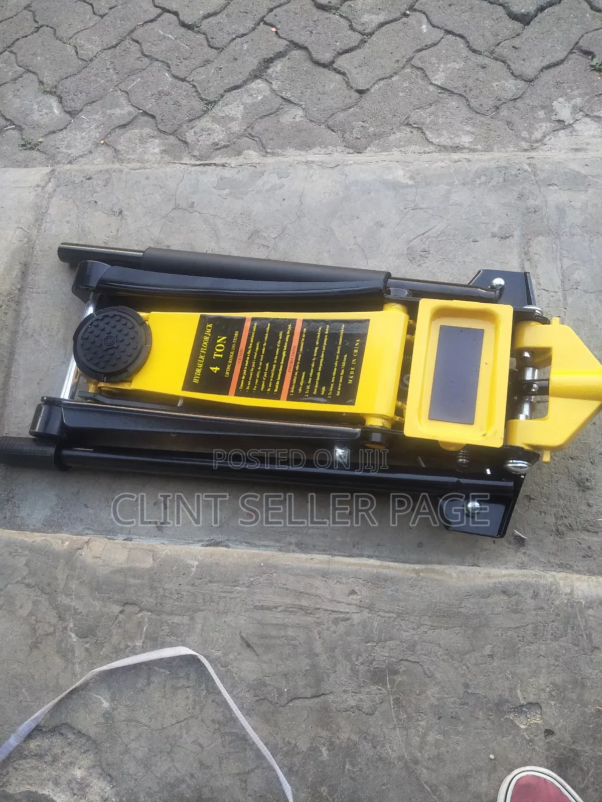 Hydraulic Horizontal Jack (4 Tones)