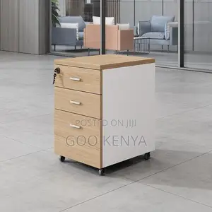 Storage Units ; Movable 3-Drawer Pedestal
