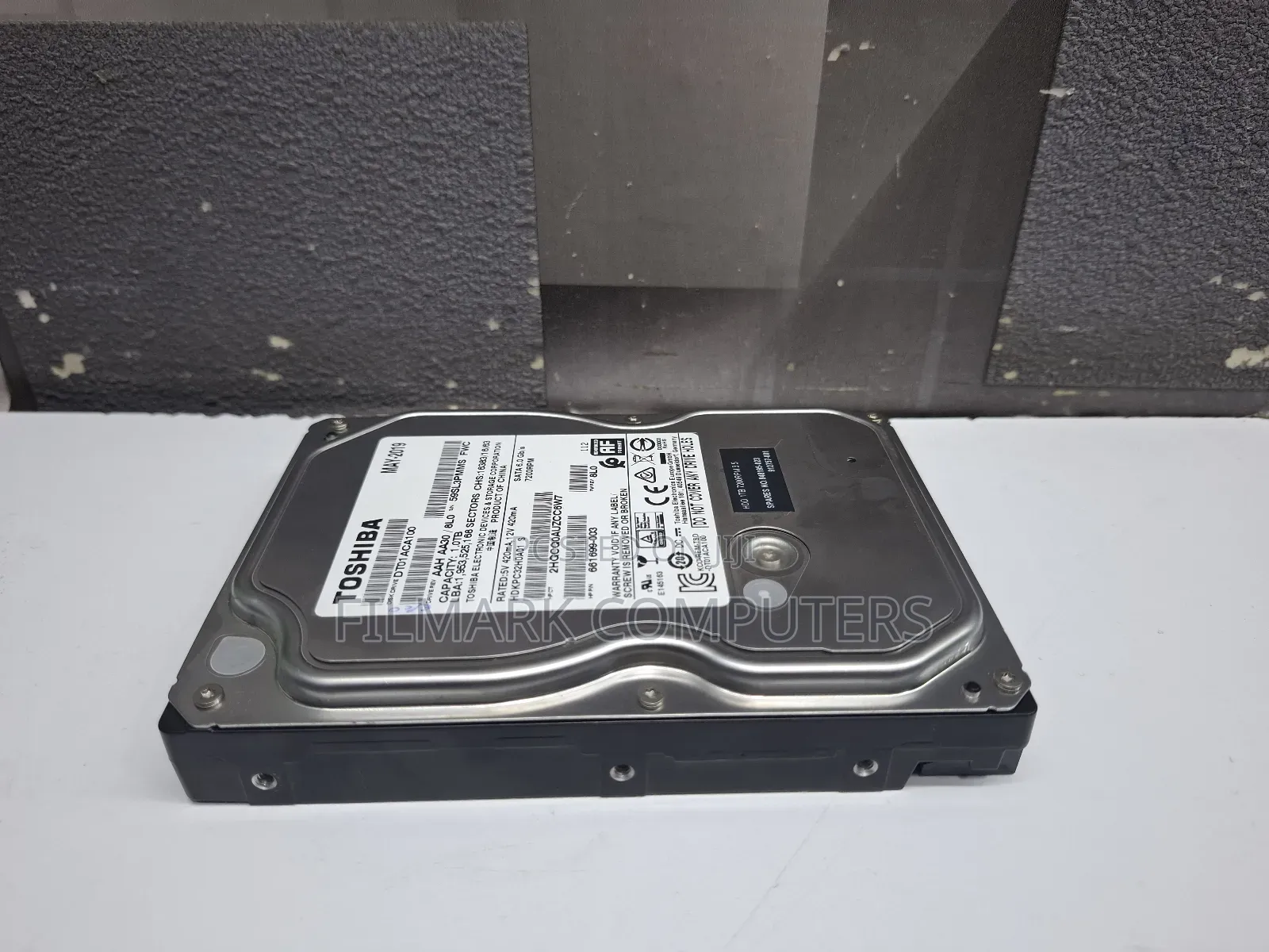 Toshiba Hard Disk Drive 1tb 1000gb Sata 3.5 Inch 7200 RPM