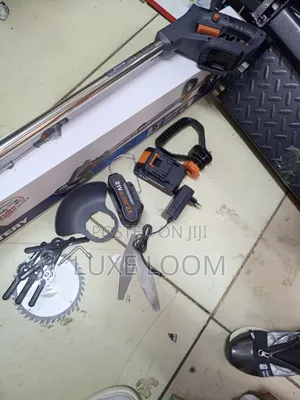 Kzubr Rechargeable Brush Cutter / Cordless Brush Cutter