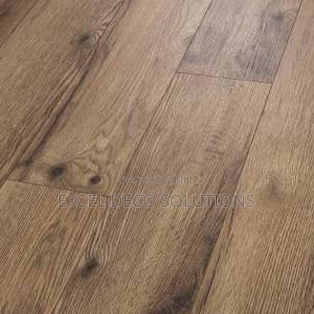 "Step Into Elegance!" of Laminate Flooring