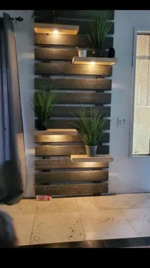 Wall Stand (Planter Stand)