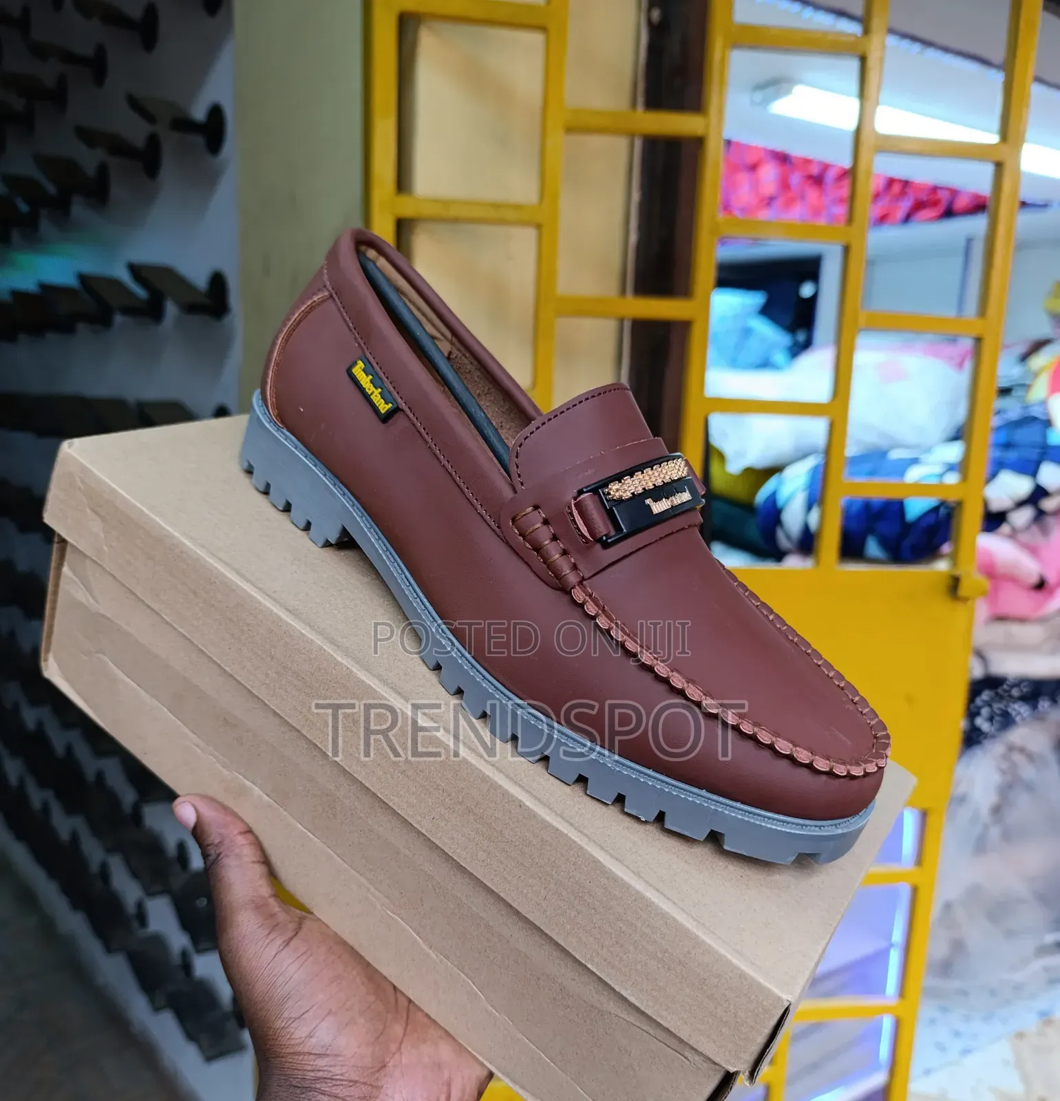 Clarks Lofas