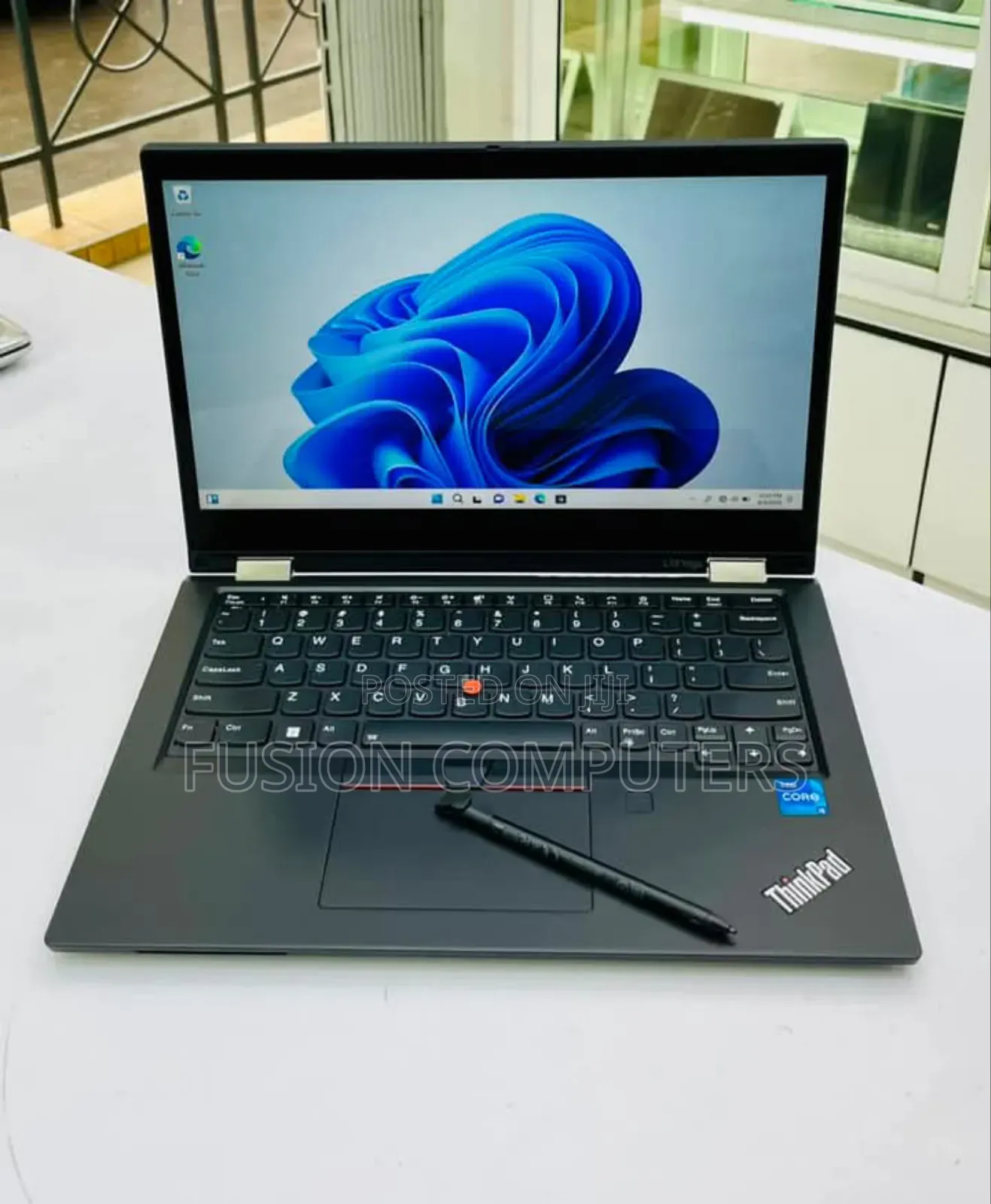 Laptop Lenovo ThinkPad L13 Yoga 16GB Intel Core I5 SSD 512GB