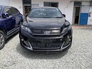 Toyota Harrier 2018 Matt Black