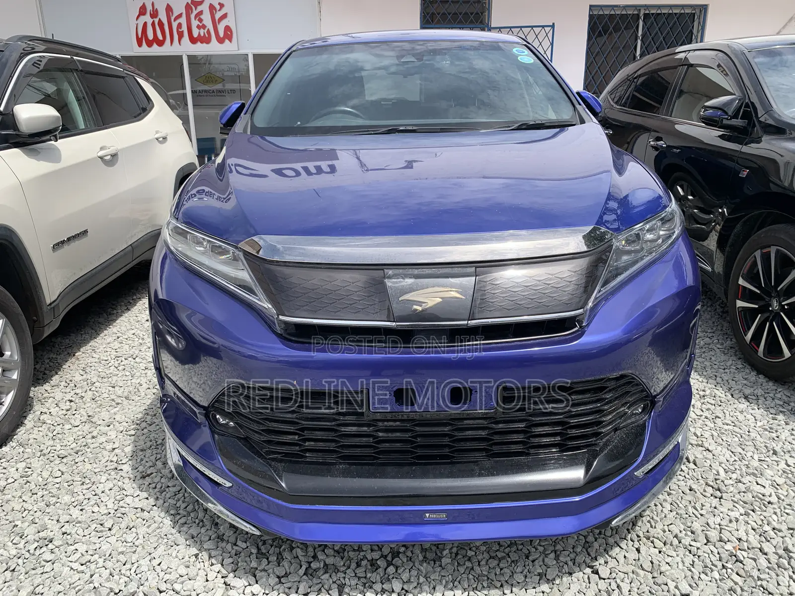 Toyota Harrier 2.0 4WD 2018 Blue
