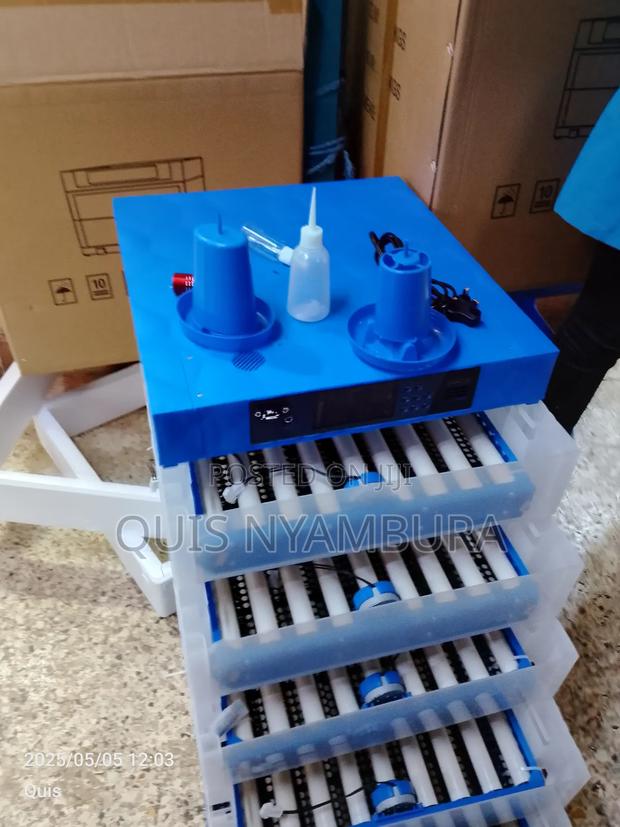 320 Eggs Incubator/Ac/Dc Automatic Incubator - main view