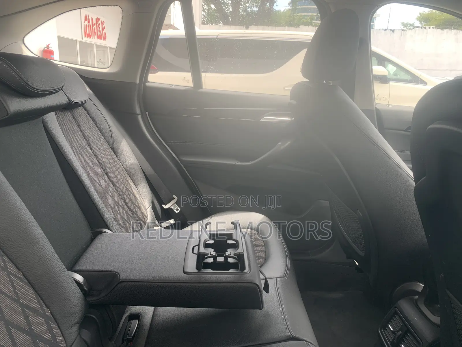 BMW X1 2018 Off white