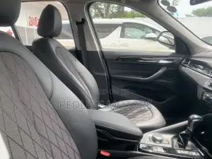 BMW X1 2018 Off white