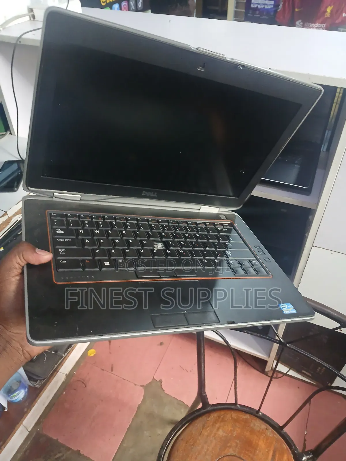 Laptop Dell Latitude 10 4GB Intel Celeron HDD 320GB