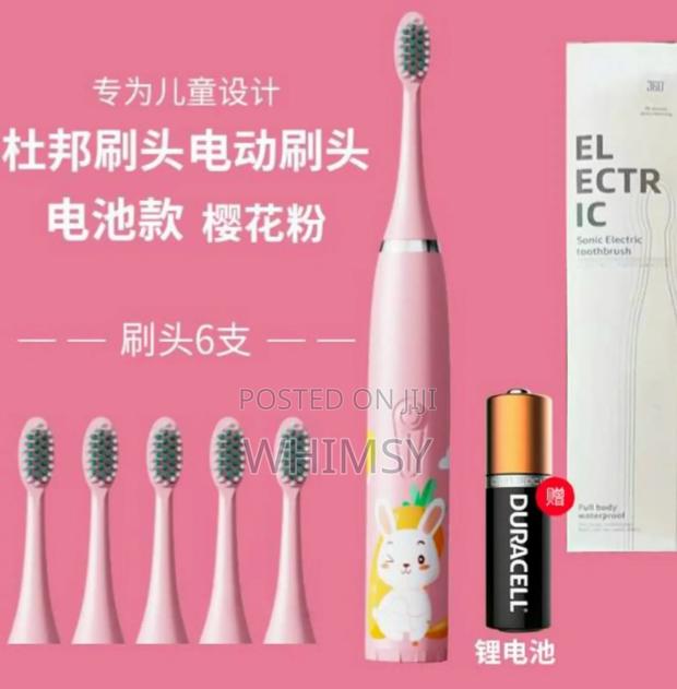 Smart Kids Toothbrush With 7 Replaceable Heads - thumbnail 4