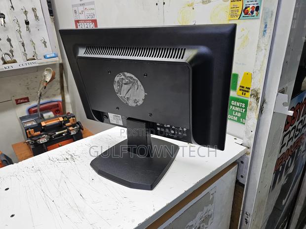 Hp 19inch TFT Wide Screen Very Clean - thumbnail 4