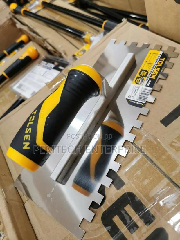 Tolsen 41017 280mm Plastic Handle Seven Teeth Plastic Handle - main view