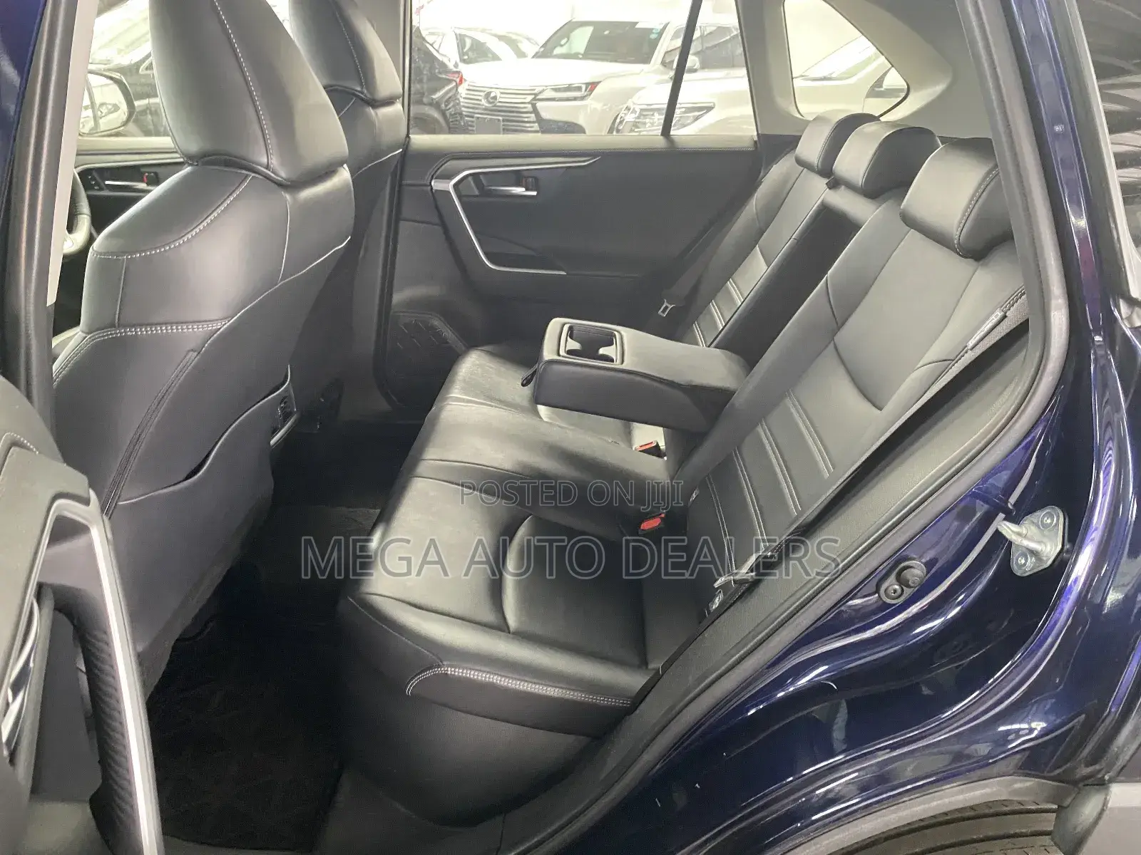 Toyota RAV4 2019 Blue