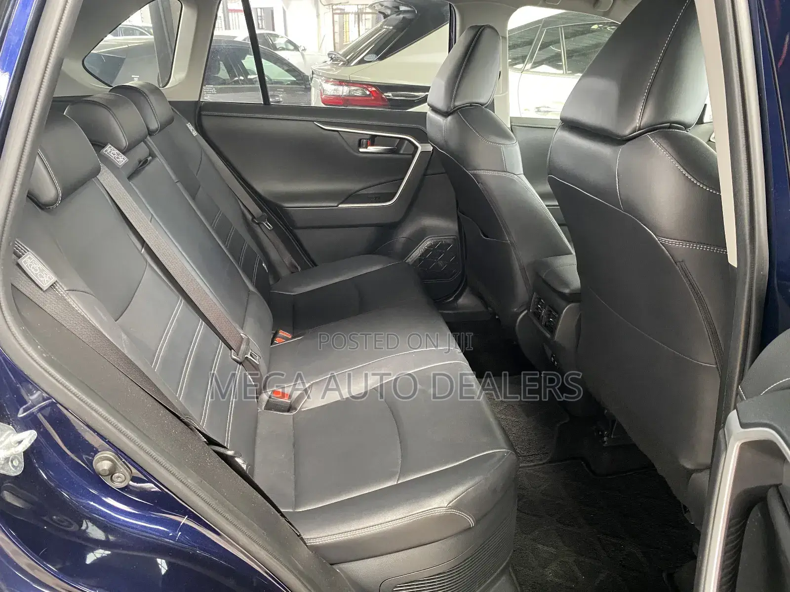 Toyota RAV4 2019 Blue
