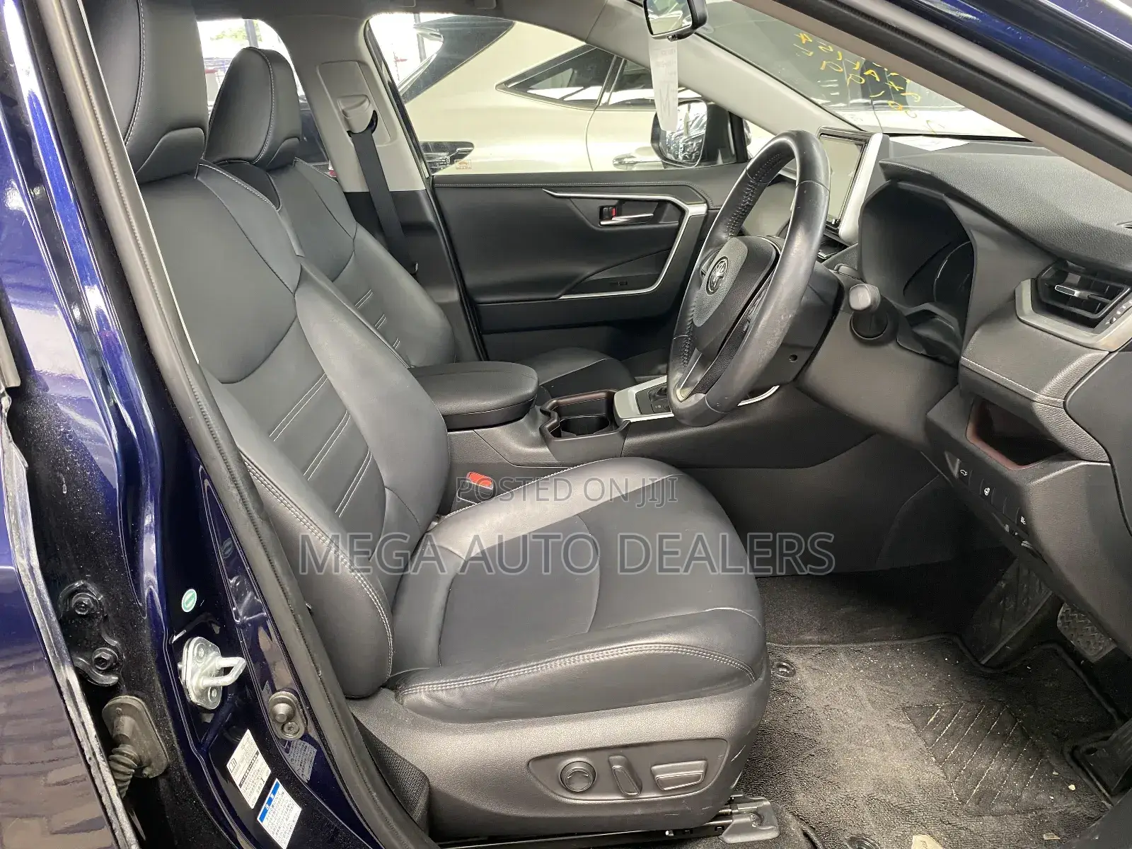 Toyota RAV4 2019 Blue