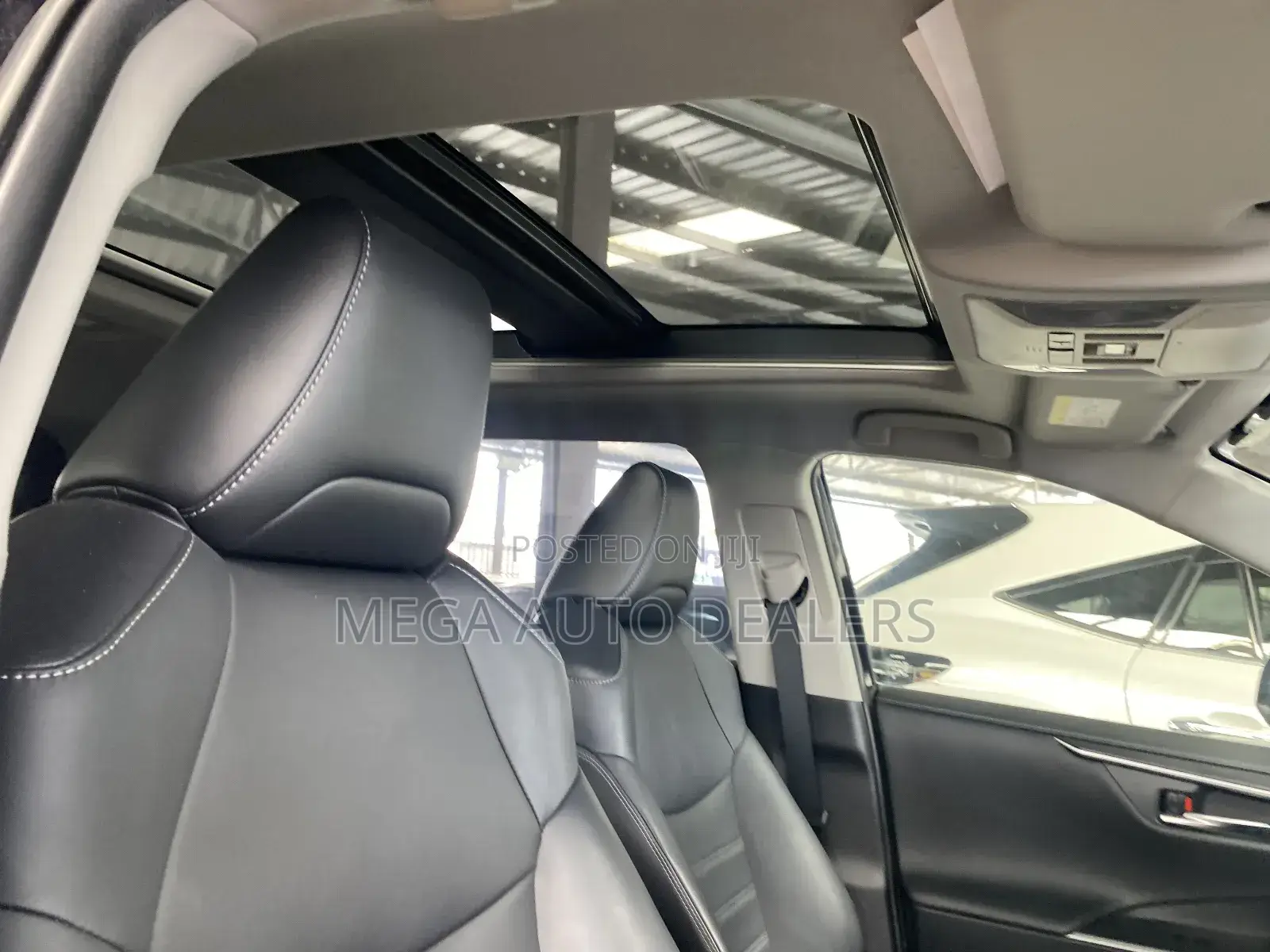Toyota RAV4 2019 Blue