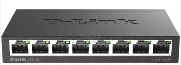 DGS-108 8-Portbase-T Unmanaged Metal Desktop