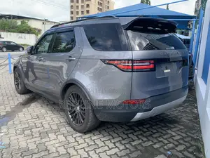 Land Rover Discovery HSE 4x4 2020 Gray