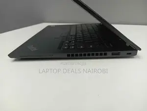 Laptop Lenovo ThinkPad X390 Yoga 16GB Intel Core I5 SSD 256GB