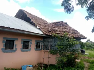 Makuti Roofing Services and Installers in Kenya