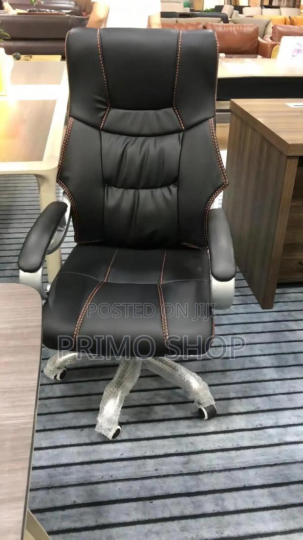 Office Chair; Decorative Leather Finish Manager Office Chair