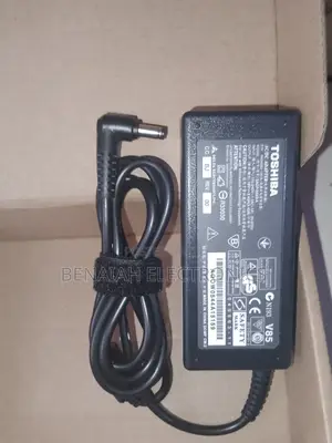 Reliable Toshiba Laptop Pin Adapter 65watts